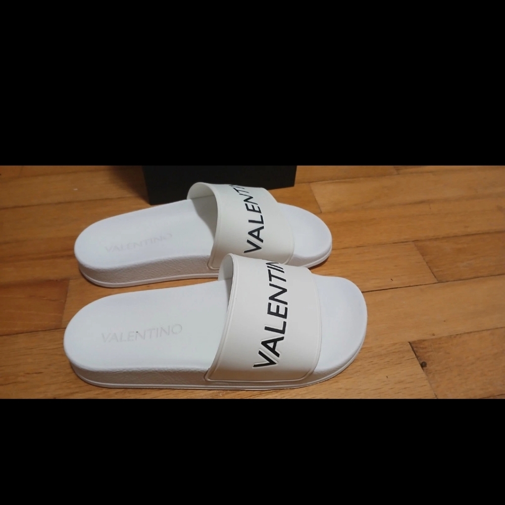 New Valentino Sandals Rubber Pool Flip Flop - Picture 8 of 8